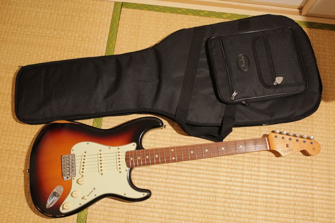 ギター Fender Road Worn 60s Stratocaster 3TS