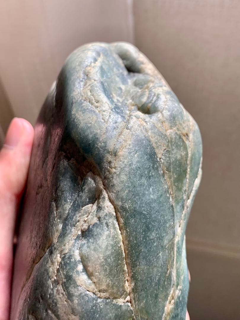 海翡翠　糸魚川入りコン沢青翡翠　海石　ほぼ非売品原石　水石　根付　国産鉱物標本