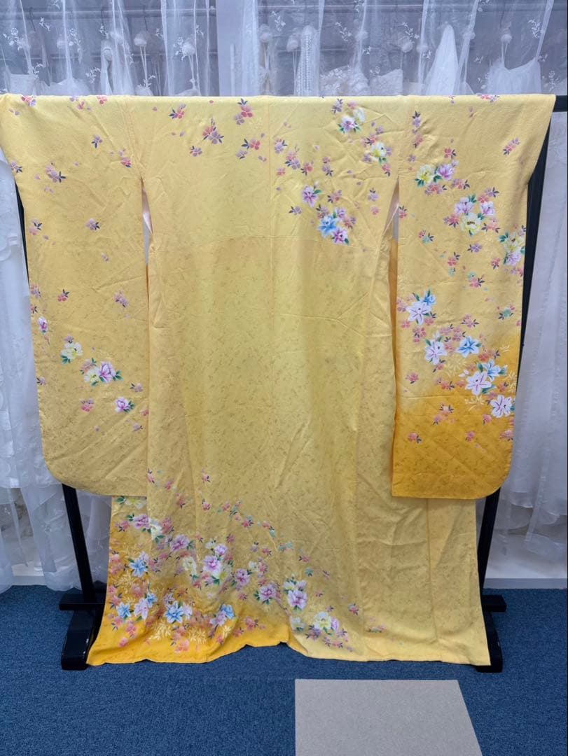 花柄振袖 黄色