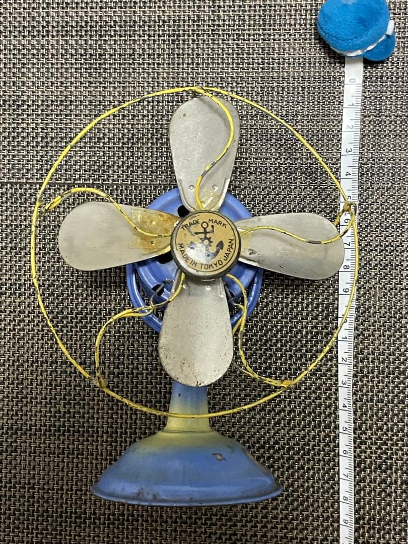 ブリキのおもちゃ　トレードマーク 社 (日本製) 扇風機