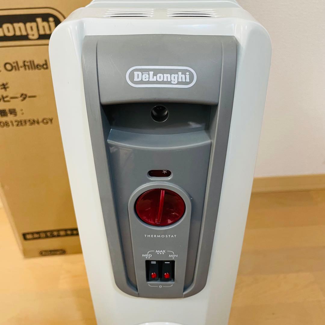 未使用級✨　デロンギ H770812EFSN-GY オイルヒーター 1200W