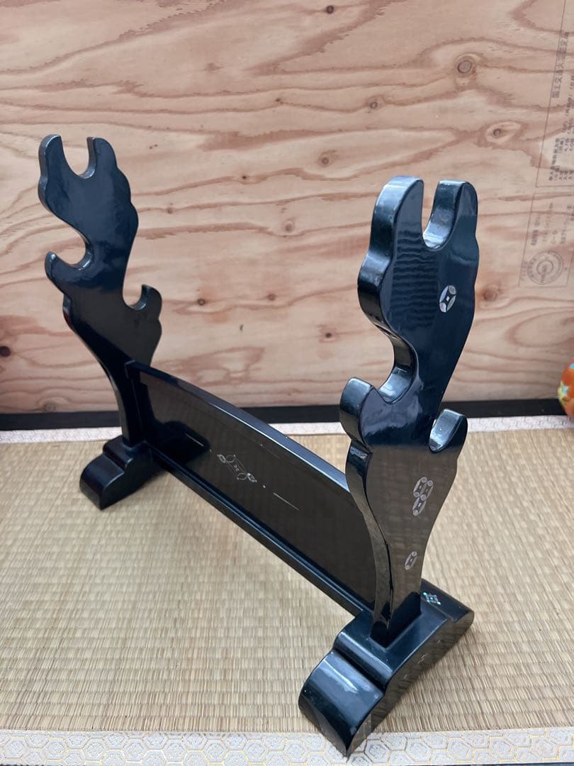 KATSUHIKO螺鈿装飾】刀掛け 三本掛け 刀台 刀置き 刀台座