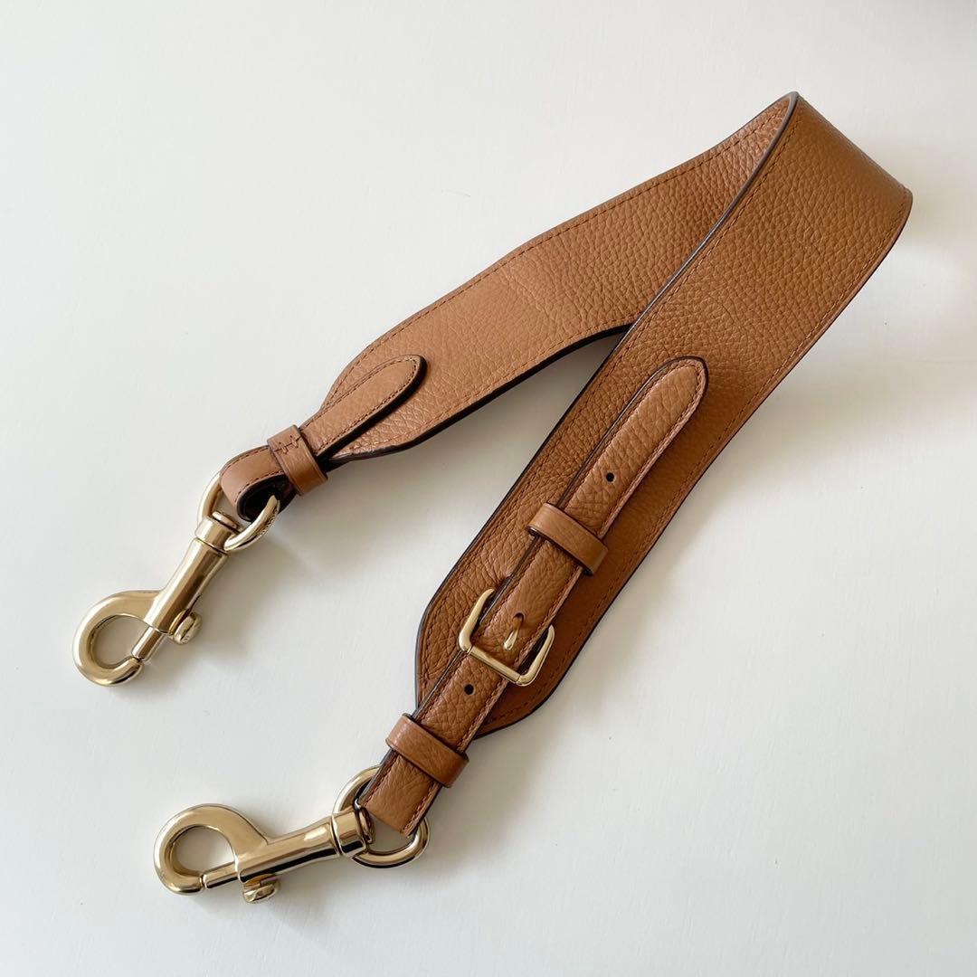 【新品】COACH ワンショルダーバッグ ホーボー ソフトレザー 肩掛け可能