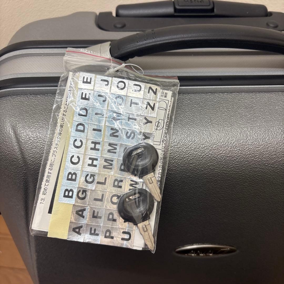 【送料無料】 ANAキャリーケース　キャスターバッグ　旅行　M サイズ　美品