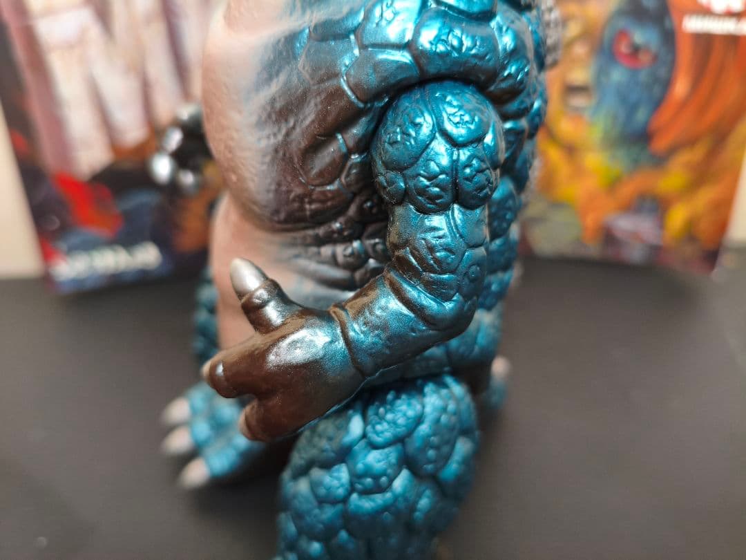 特撮 MISHKA/BADTEETHCOMICS LESTANG NICOLAS