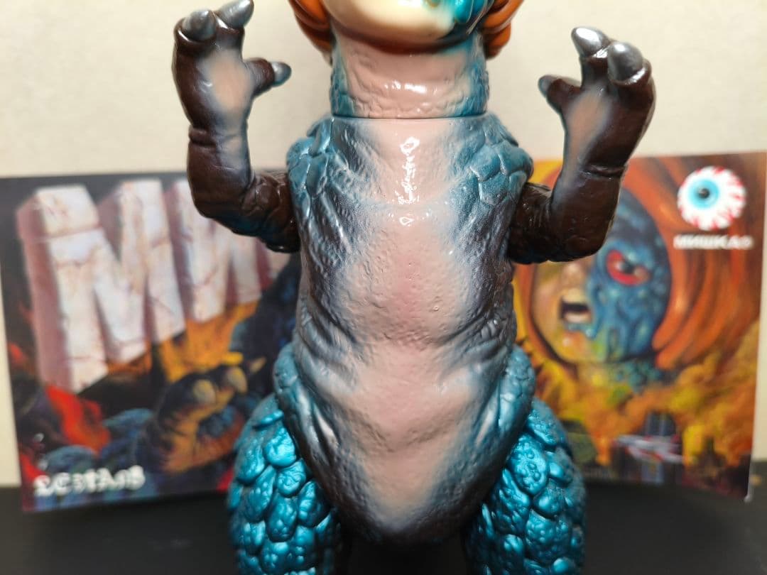 特撮 MISHKA/BADTEETHCOMICS LESTANG NICOLAS