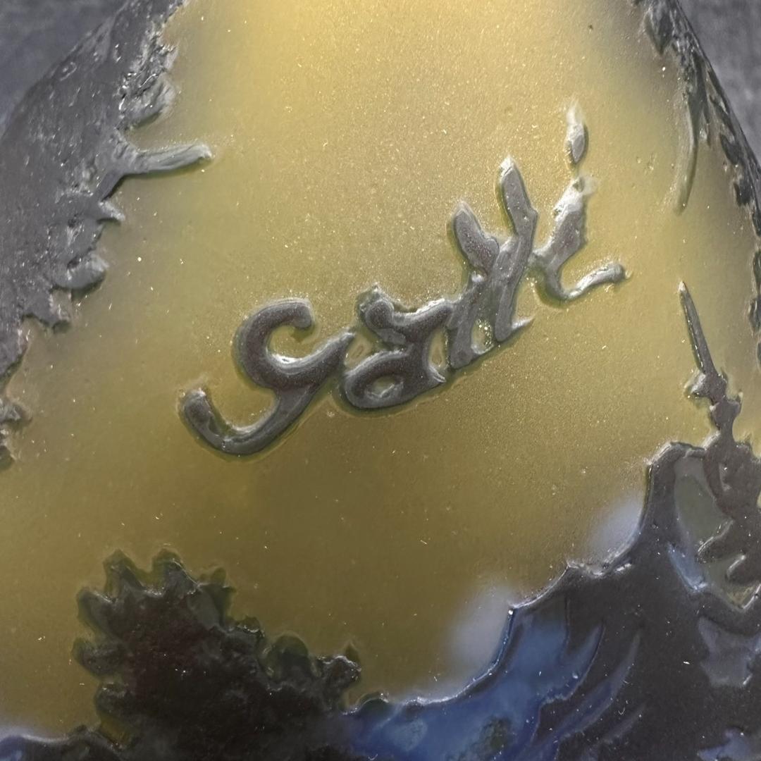 エミールガレ　 二灯ランプ 　山景紋　カメオ彫り　被せガラス　高さ24ｃｍ