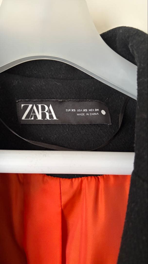 ZARA マッチングボンバーコート