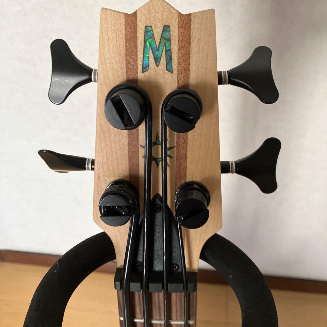 マハロ ウクレレ エレキベース ナチュラル(新品ダダリオ弦付き)