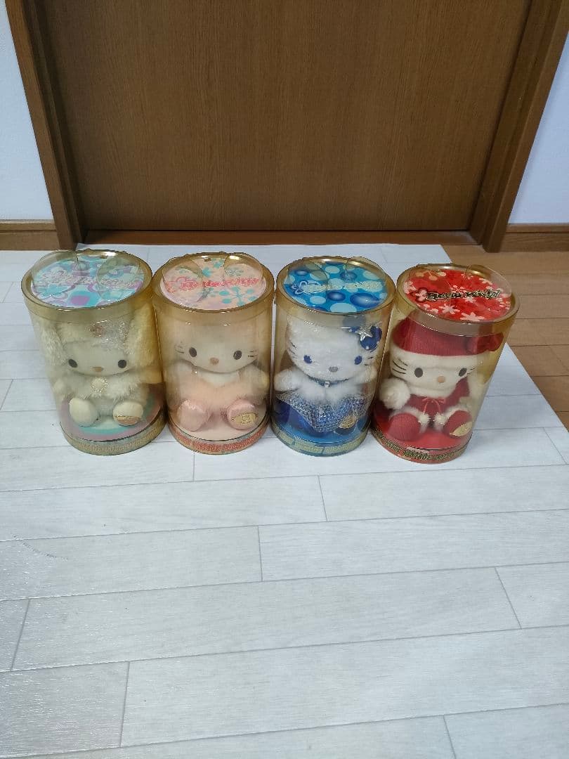 【ハローキティ】4体セット ぬいぐるみ キャラクター