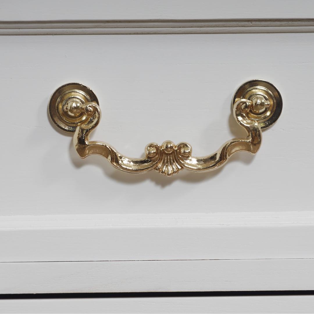 【新品・未使用】　キャビネット　アンティーク金取っ手