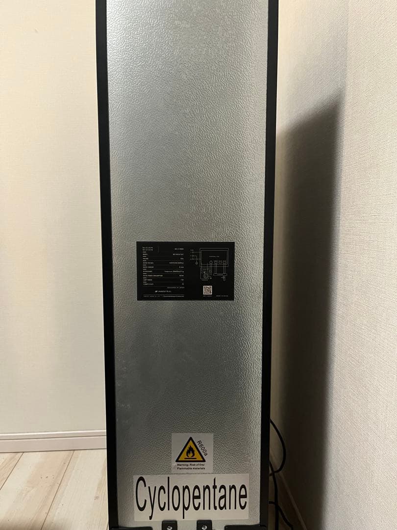 Besson ワインセラー18本収納