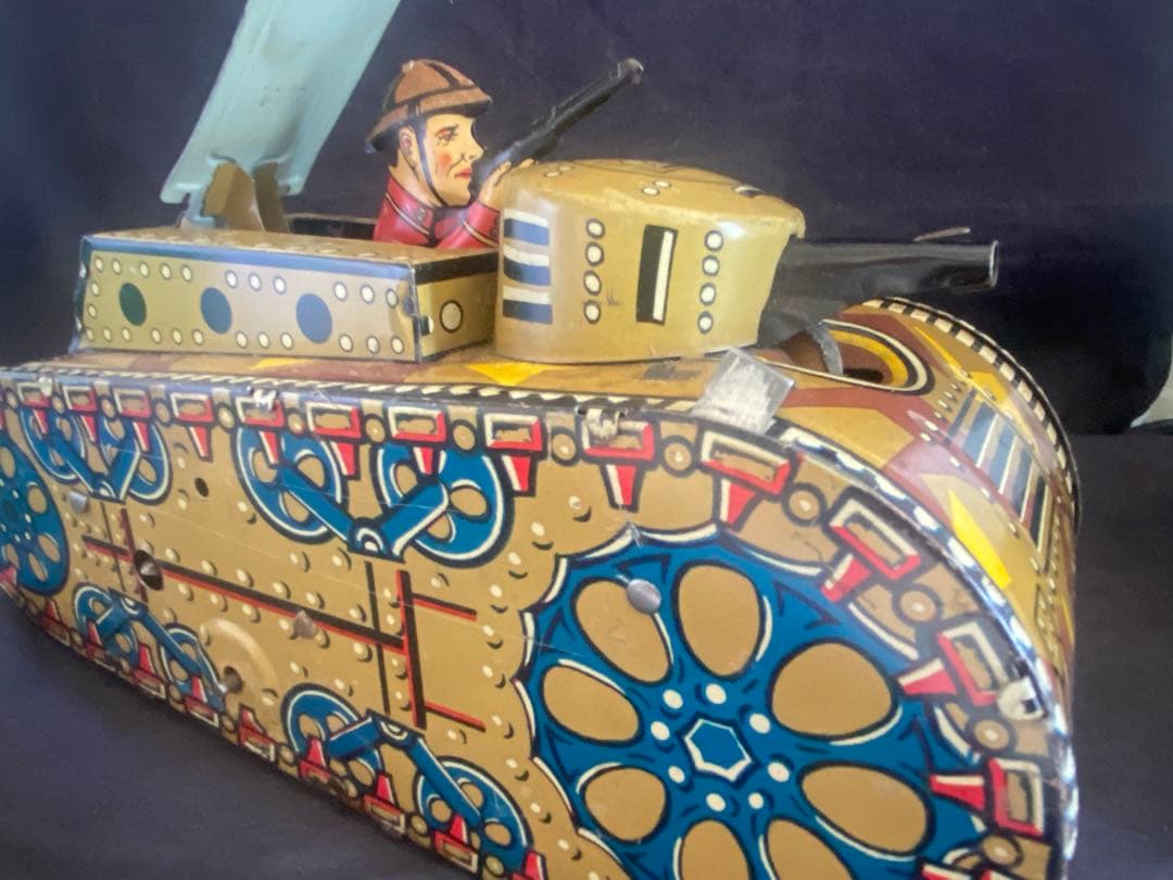 ⭐️ 希少品！ Marx toys 製 ゼンマイ式ブリキ戦車です。