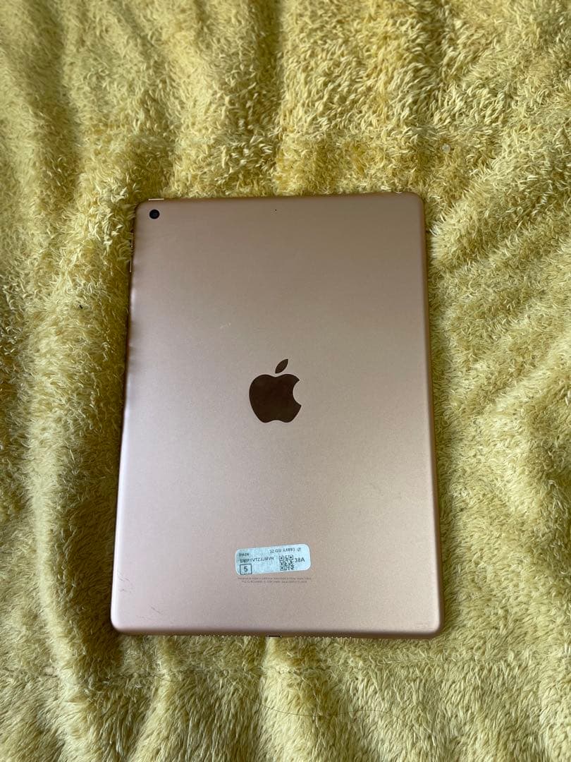 Apple iPad (第6世代) 32GB ピンクゴールド