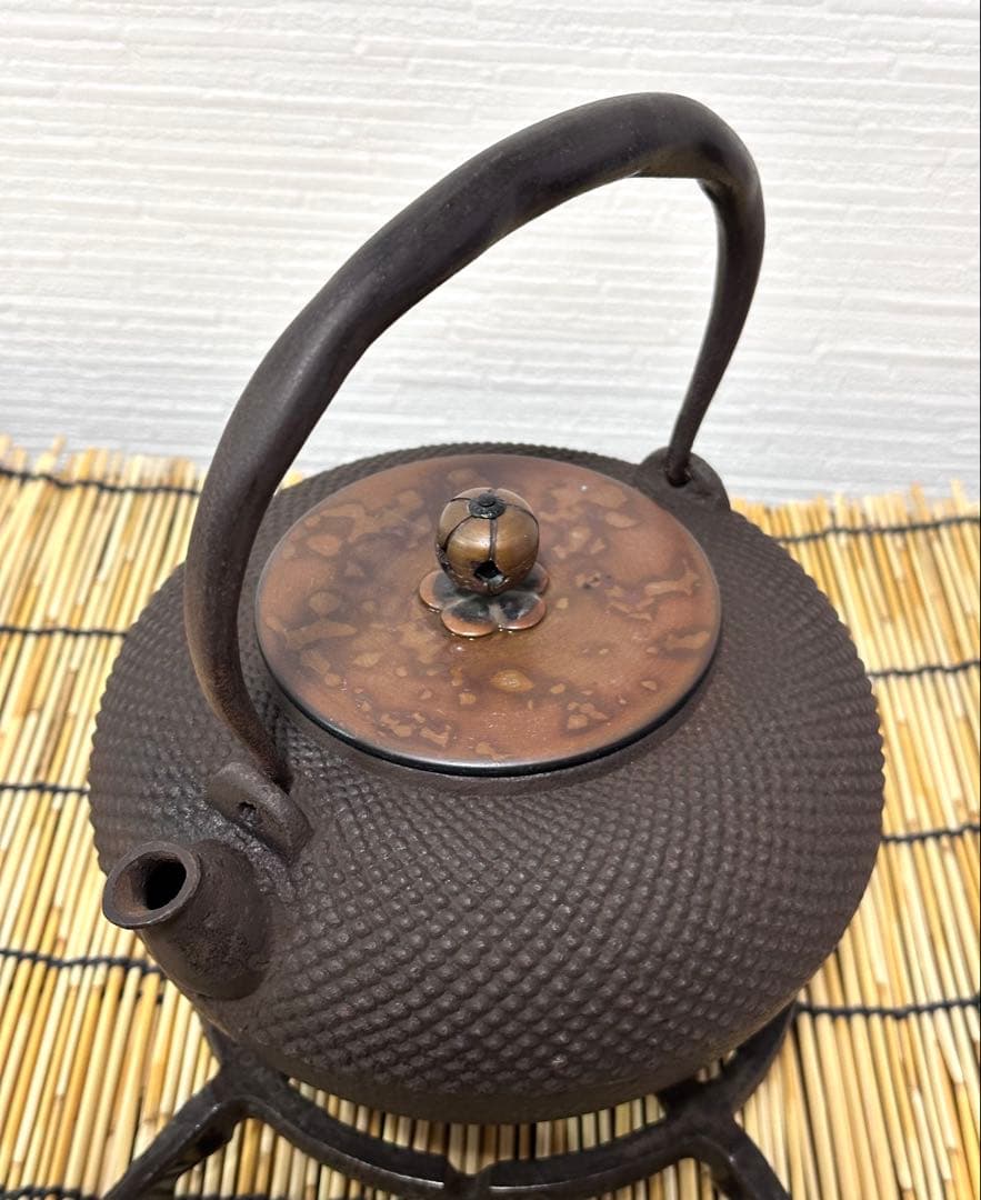 未使用品 南部釜師　龍敏堂造　鍛治打袋鉉 肌文様 斑紫銅蓋 lucia様売約済み