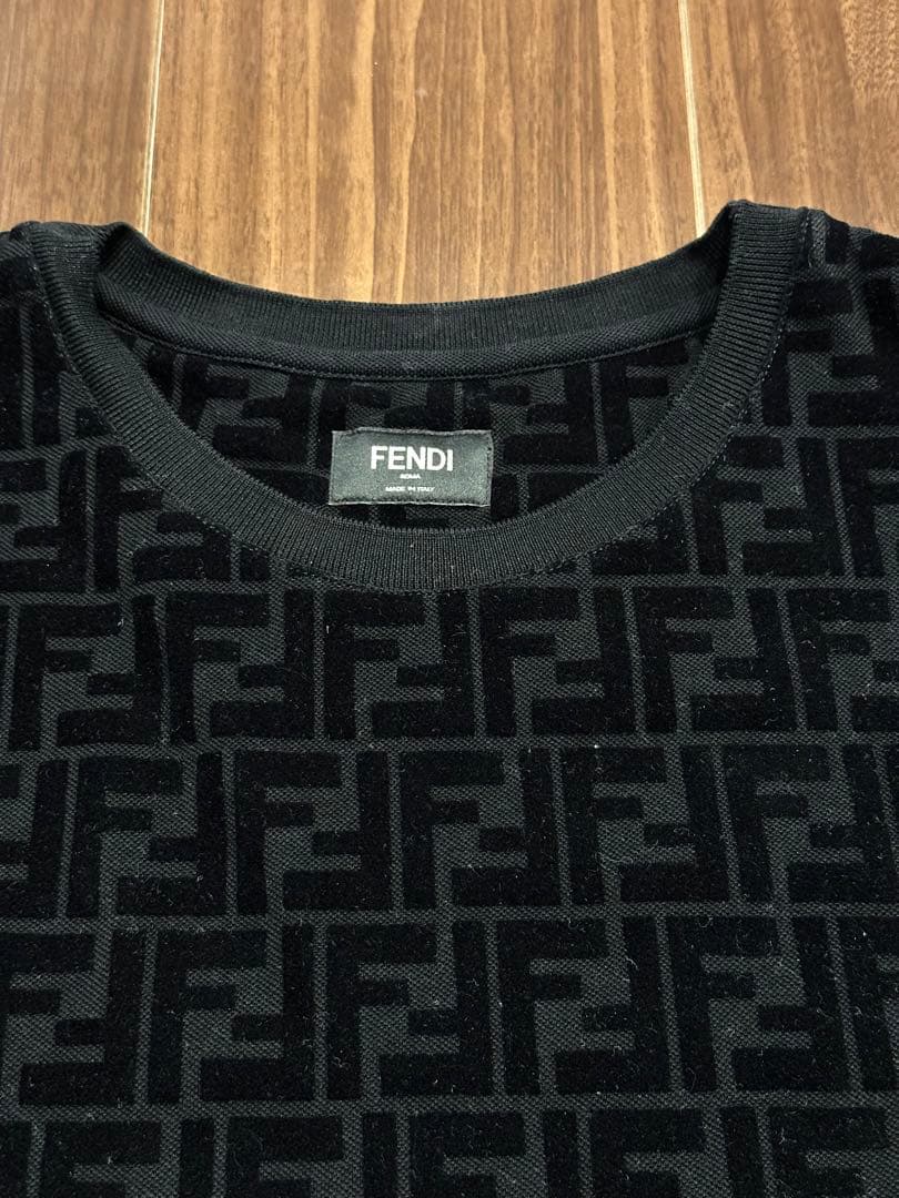 今月末出品終了 FENDIフェンディ　セットアップ　上（XS）下（44 S）