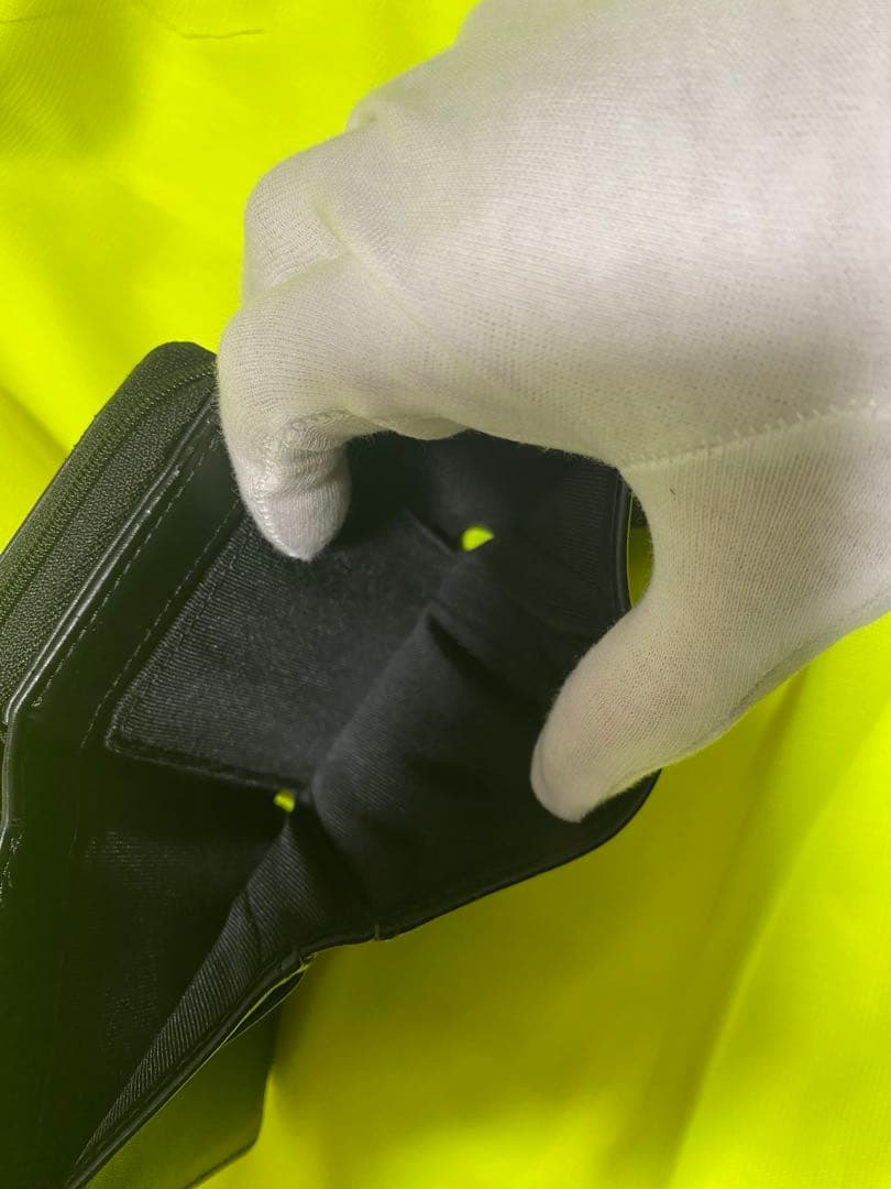 MARY QUANT　デイジーアウトラインパターン2 ミニウォレット（ブラック）