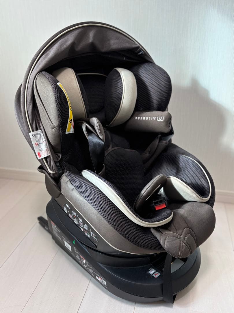 MICKY出品　AILEBEBE チャイルドシート