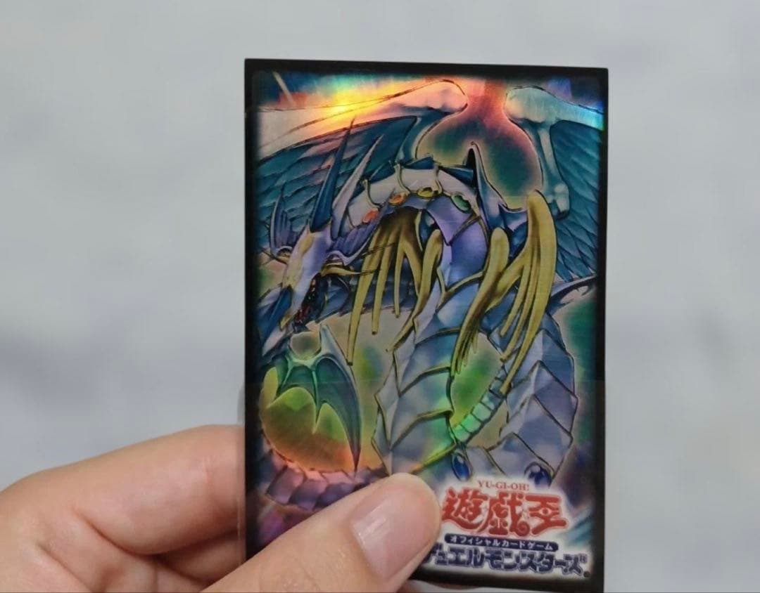 遊戯王　レインボードラゴン　スリーブ　70枚