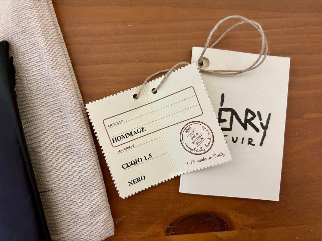 美品　HENRY CUIR カードケース　ブラック