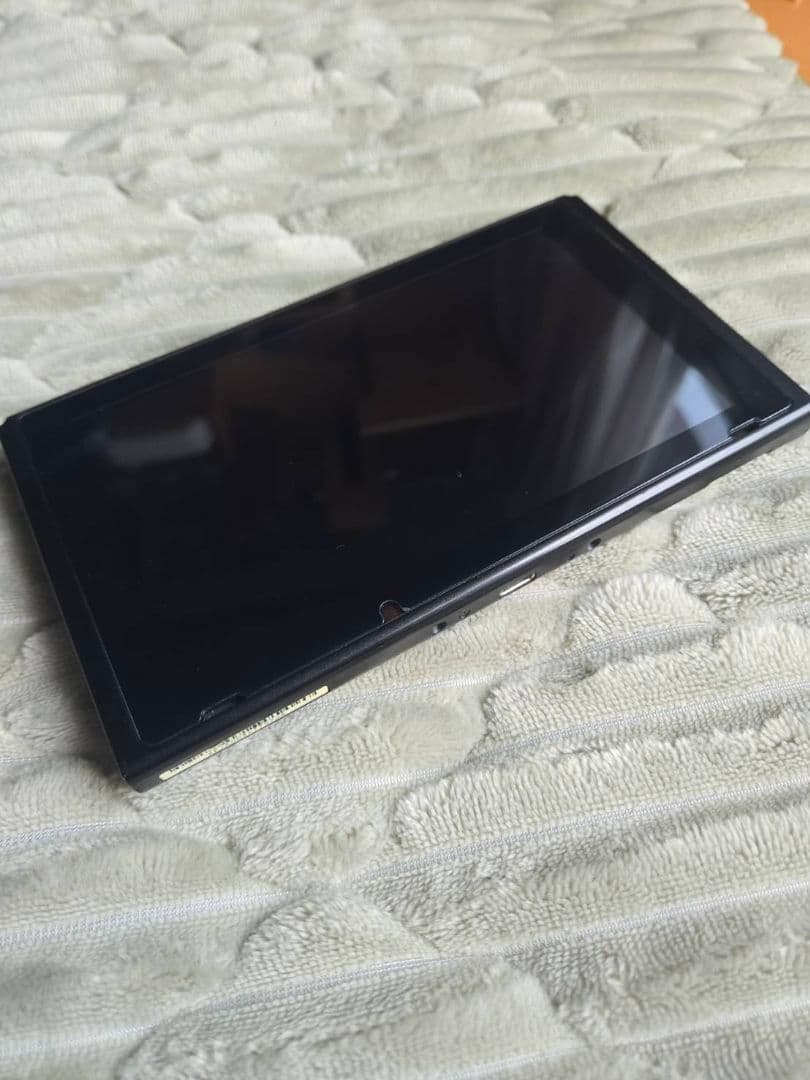 旧型Nintendo Switch本体（箱なし）ジャンク品、初期化済み