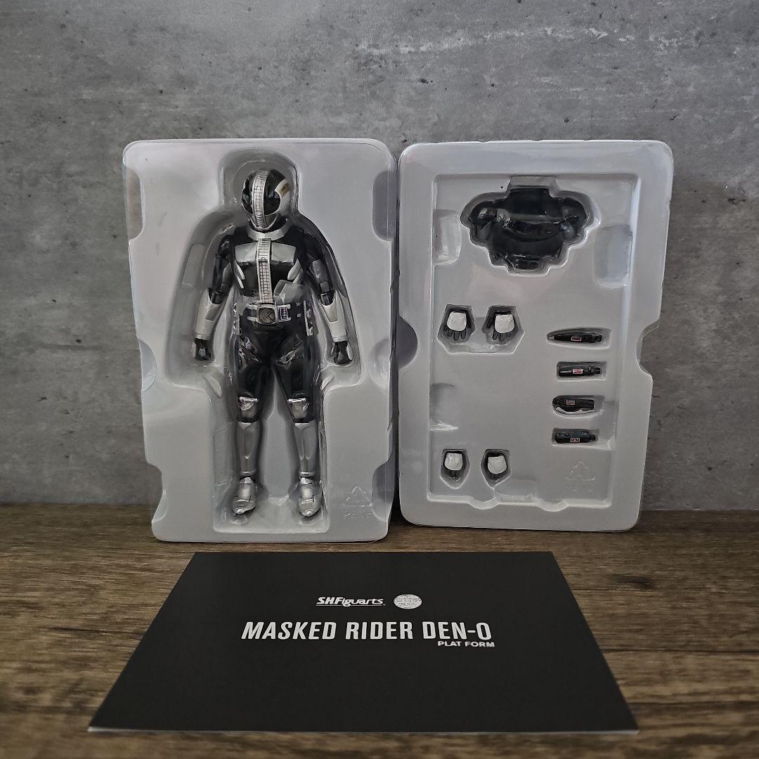 S.H.フィギュアーツ 仮面ライダー電王プラットフォーム