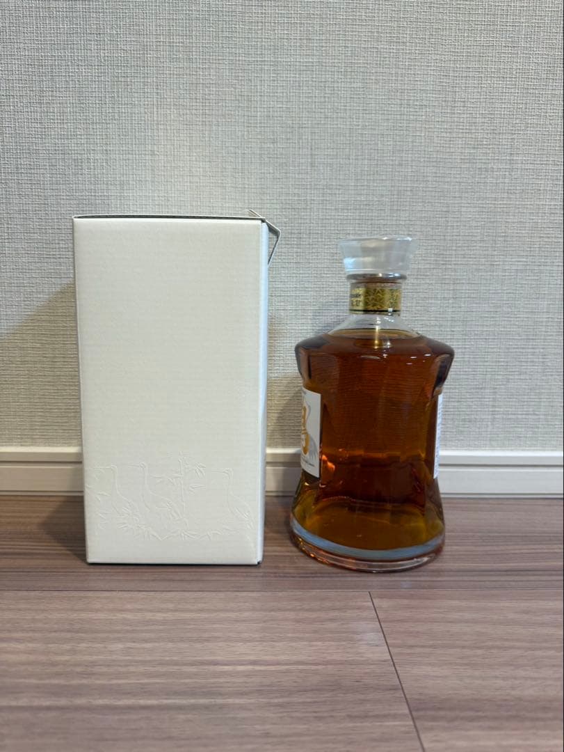 ニッカウイスキー 鶴 箱付き