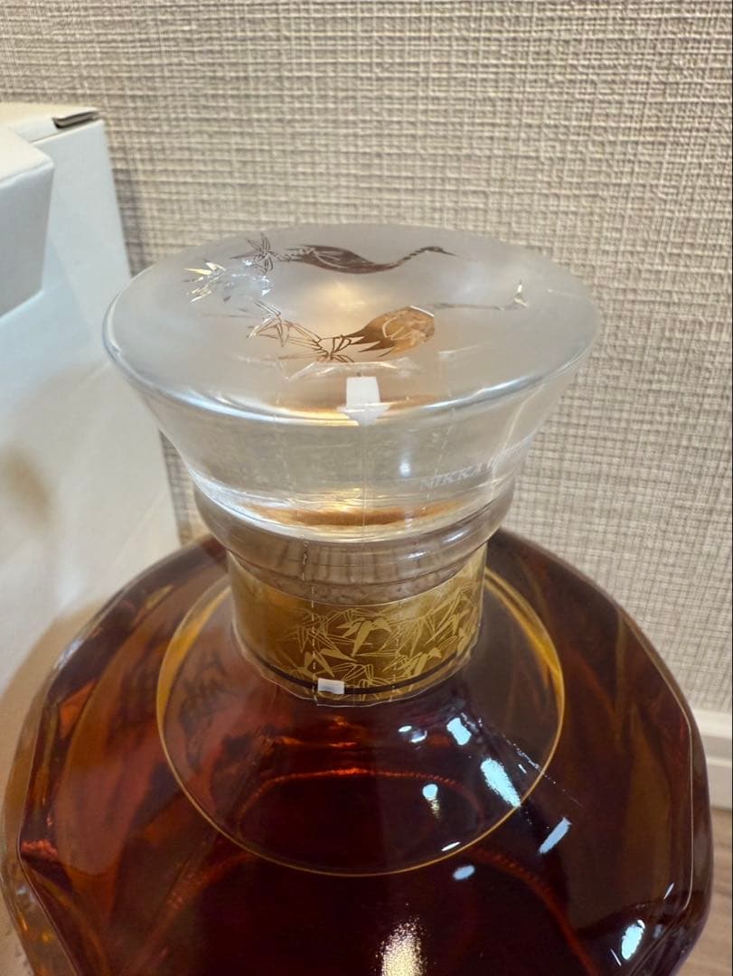 ニッカウイスキー 鶴 箱付き