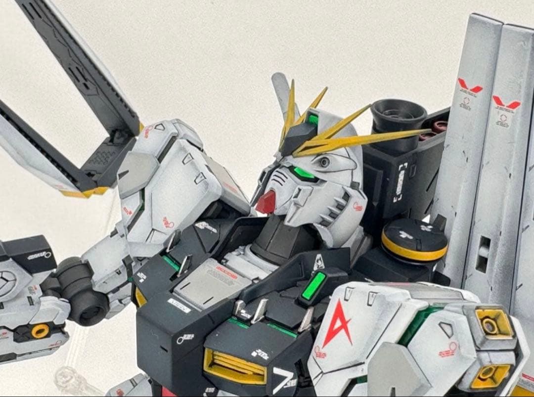 MG νガンダム　塗装済み