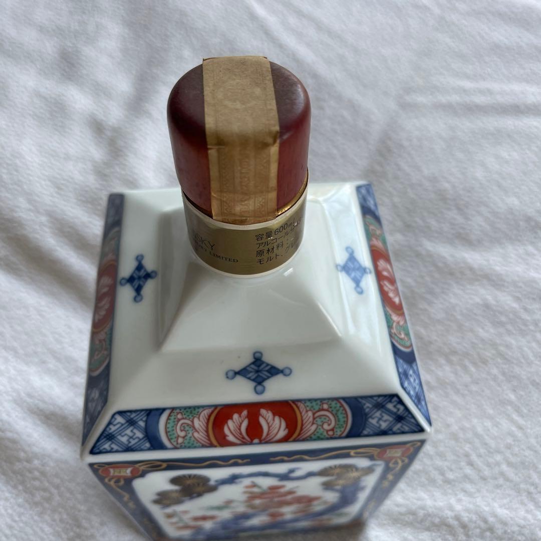 サントリーウィスキー有田焼染錦松竹梅寅文角型瓶