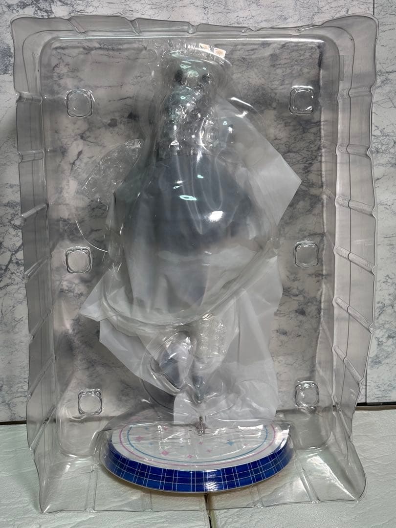 中古　にじさんじ　月ノ美兎　1/7スケールフィギュア デザインココ