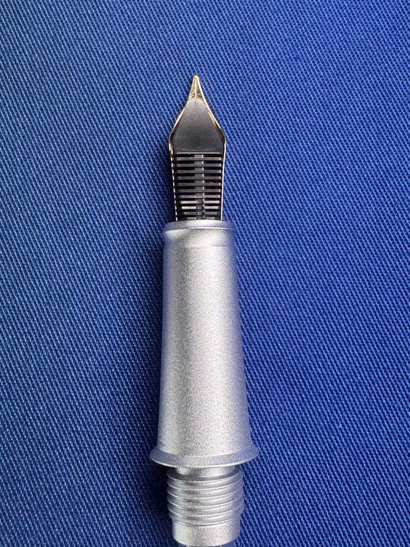 Diplomat アエロ 万年筆　14金 M