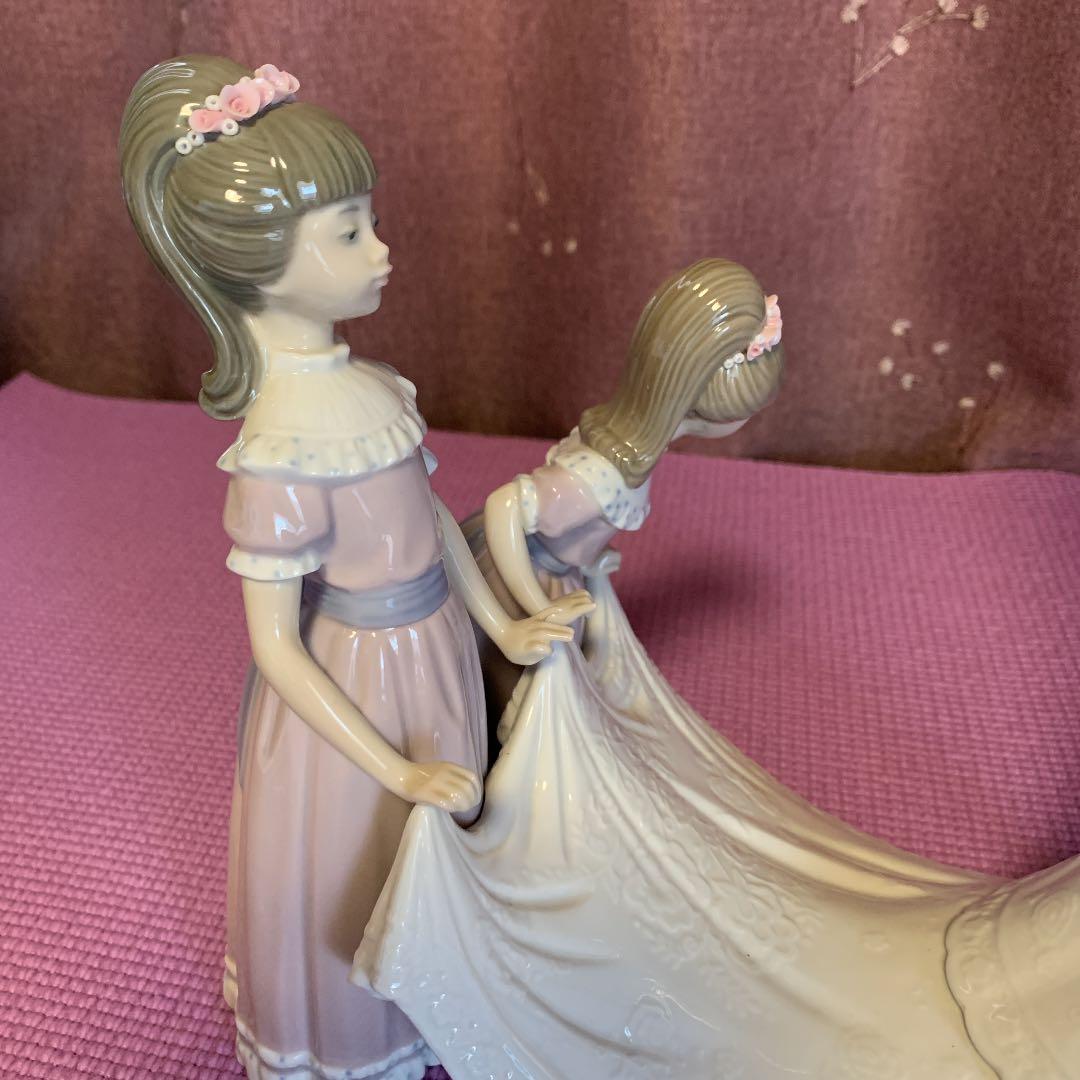 リヤドロ　ロングドレスウエディング