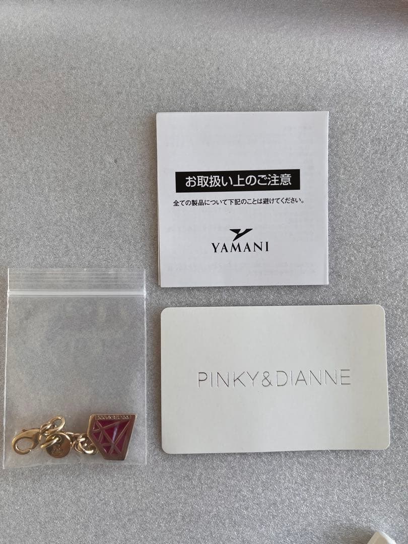 PINKY&DIANNE カヌレ L字ファスナー 二つ折り財布 フーシャピンク