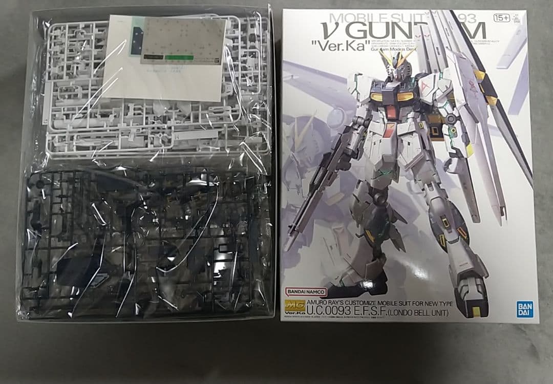 未組立 MG νガンダムver.Ka サザビーver.Ka ガンプラ
