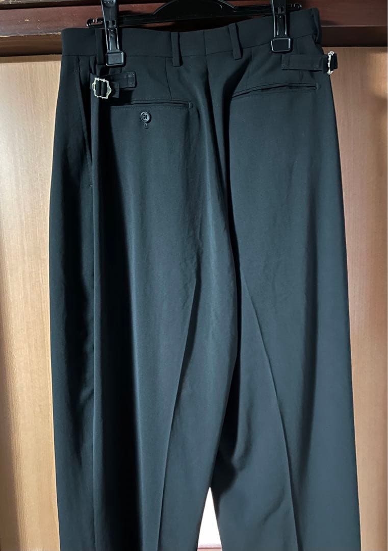 レインメーカーパンツ