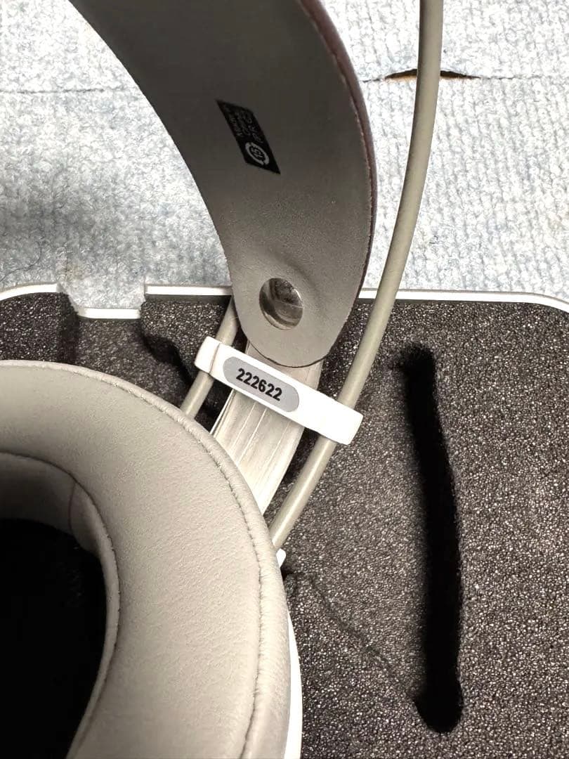 AKG K701 オープンバックヘッドフォン