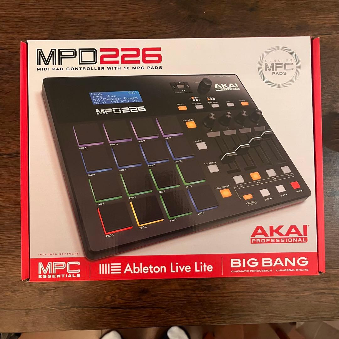 AKAI MPD226 MIDIコントローラー 新古品