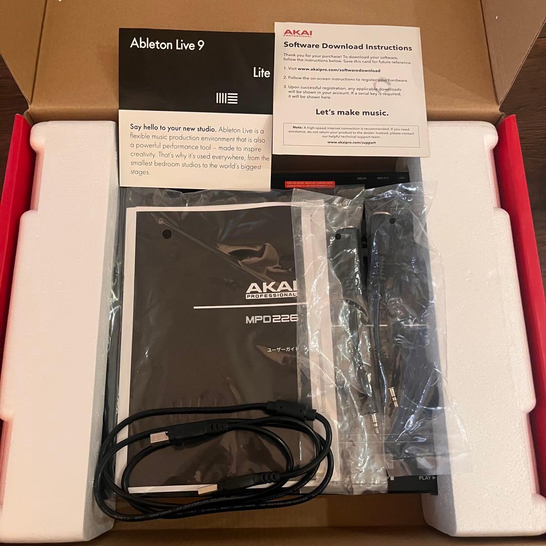 AKAI MPD226 MIDIコントローラー 新古品