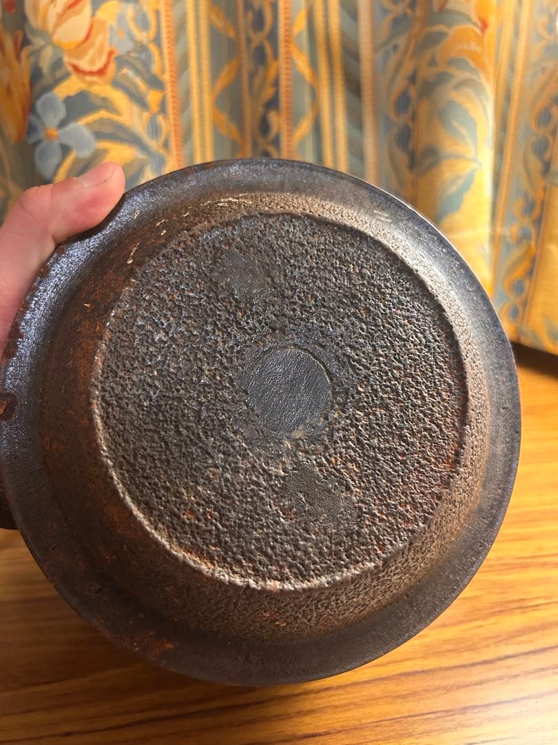 銘 南部鉄器 岩鋳 松の実摘み 寿 鉄瓶 記念日寄贈名あり　茶道具 骨董　当時物