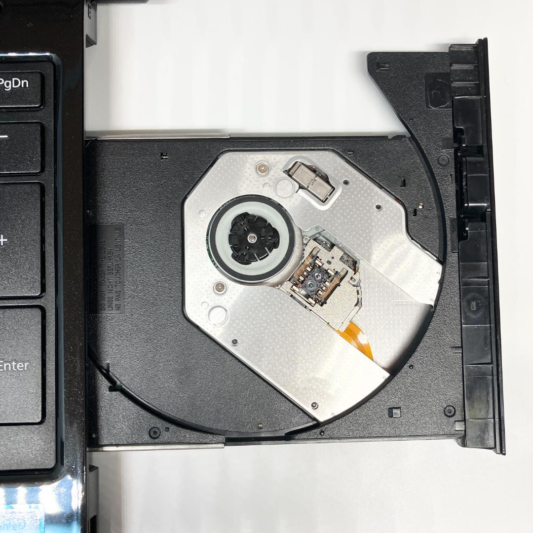 ♪仕事に趣味にサクサク快適♪上美品ブラック★ブルーレイ カメラ付きノートパソコン