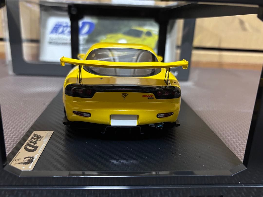 s*定様 イグニッションモデル 1/18 頭文字D FD3S RX-7