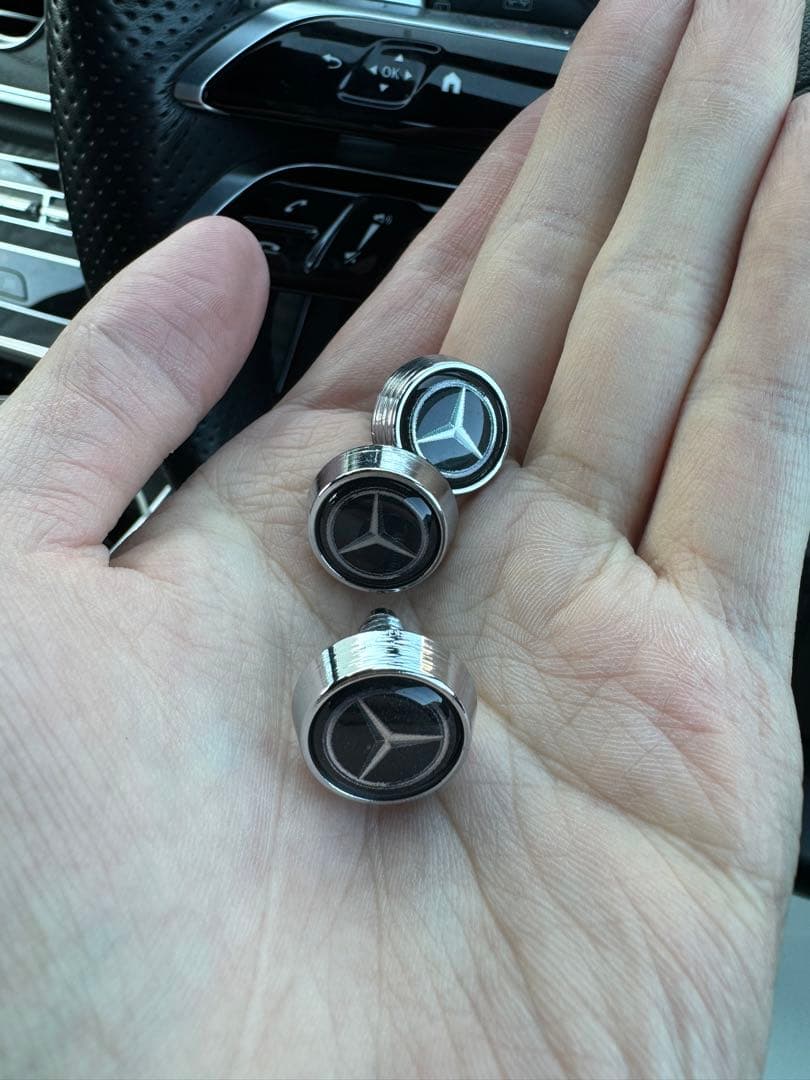 メルセデスベンツ純正 ナンバーフレーム 盗難防止ビス セット