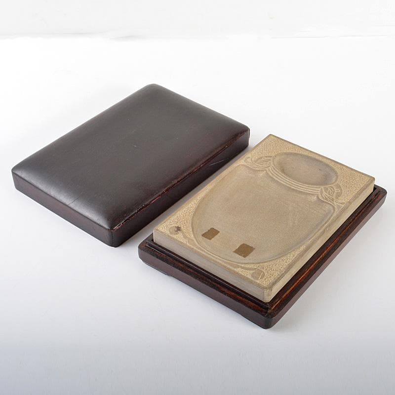 中国　書道具　花瓶刻　端渓硯　唐木箱付　C　6184