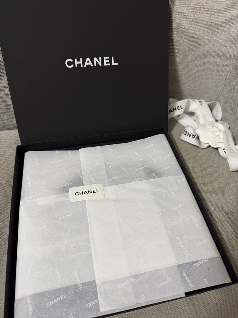 値下げ！新品未使用　シャネル　ニット帽　黒白　CCマーク 超希少