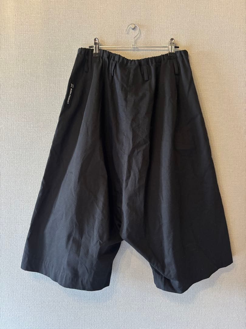 Y's ワイズ　ヨウジヤマモト ブラックサルエルパンツ 黒