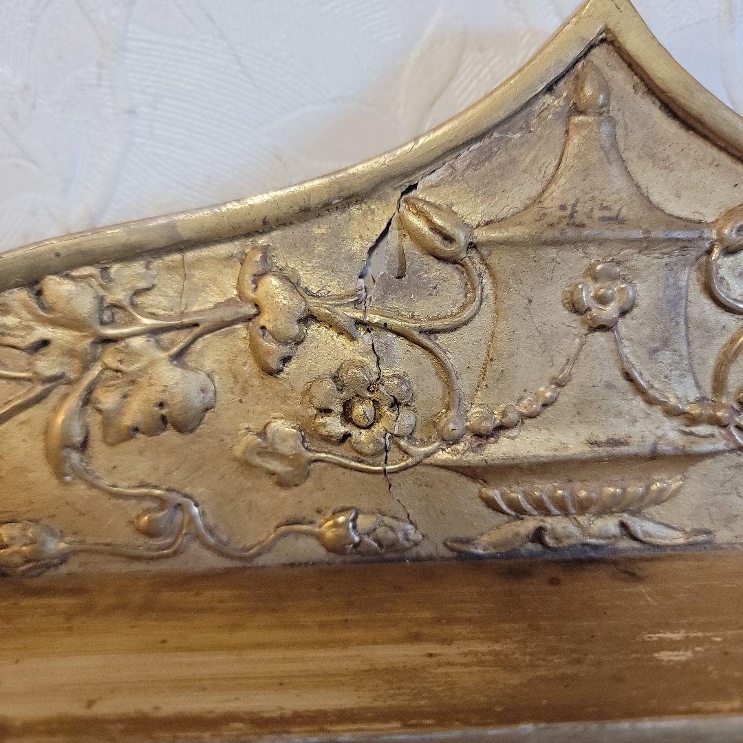 西洋アンティーク　ヴィンテージ　額縁　フレームのみ　金色の装飾額