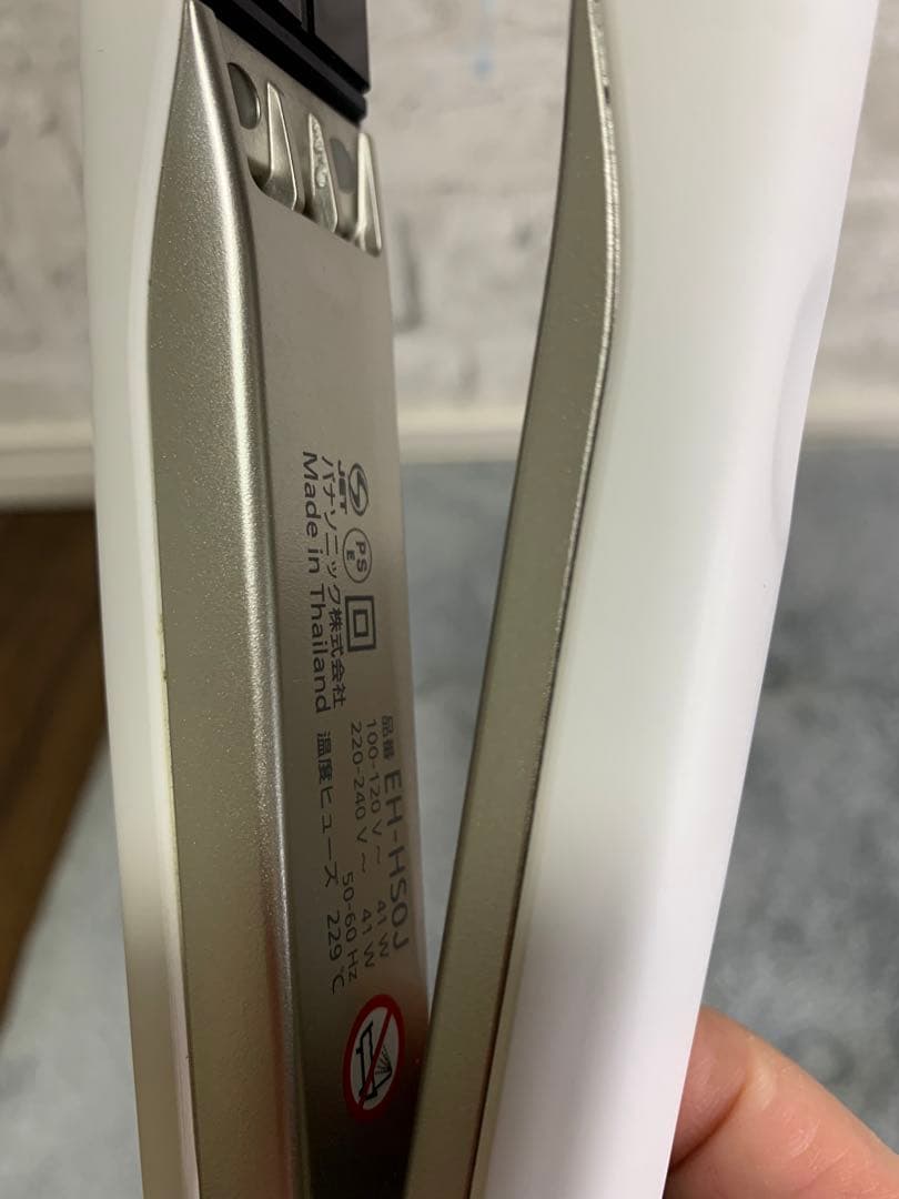 【比較的美品】Panasonicナノケアストレートヘアアイロン EH-HS0J