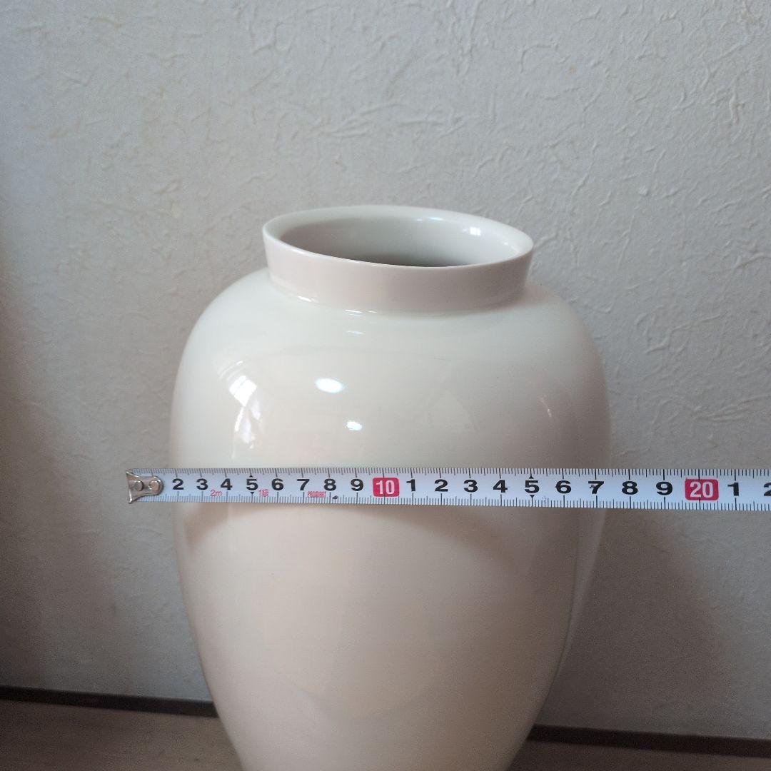 白磁面取壺　山本伸之　約37センチ