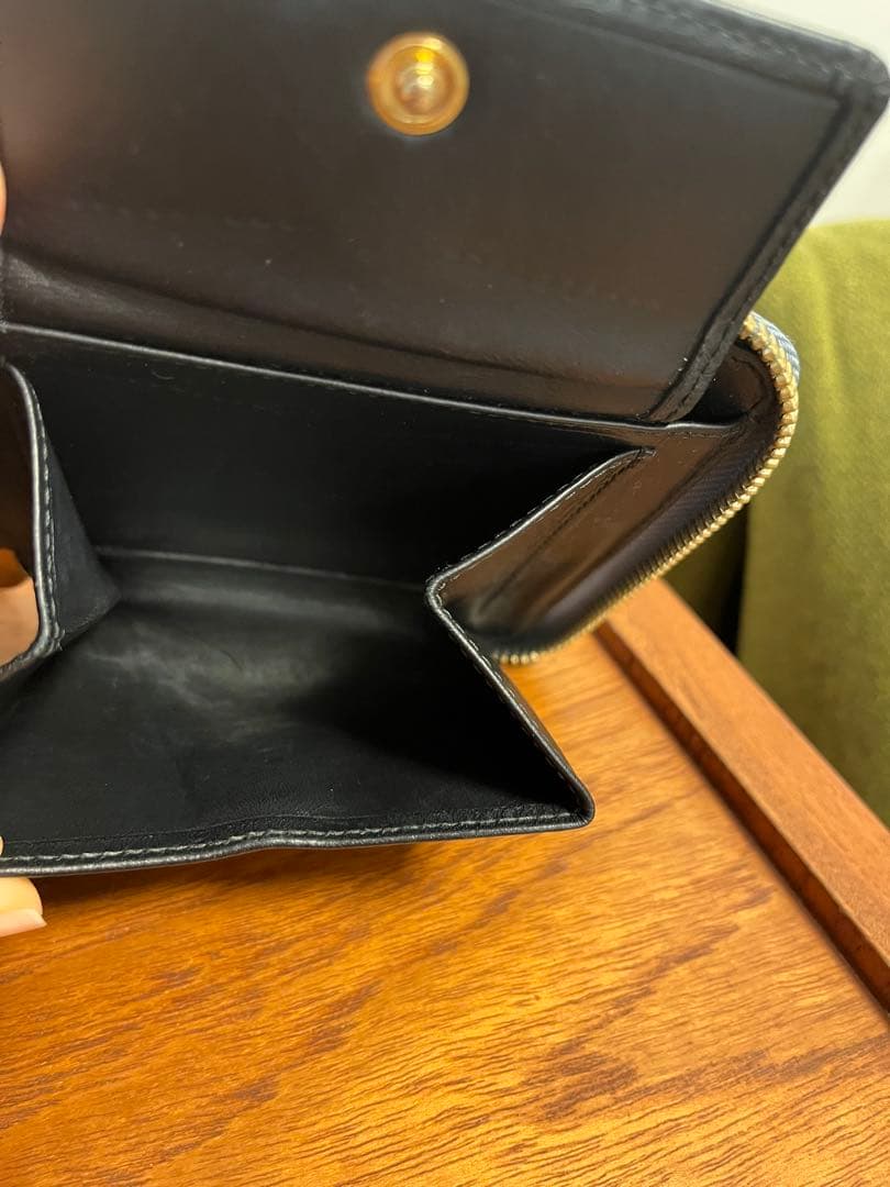 [miku(’-’*)♪ ] LOEWE 二つ折り財布